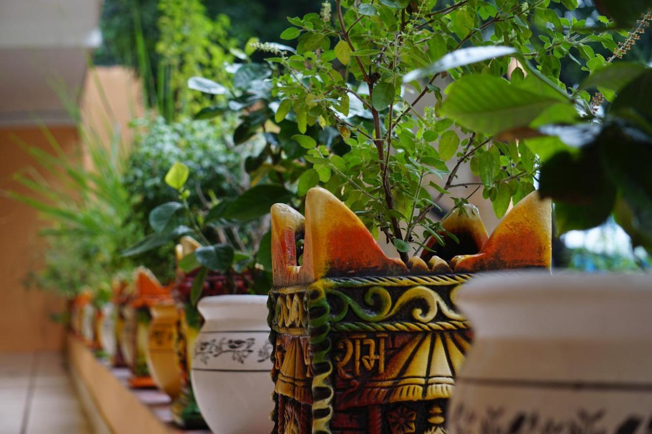 Abhayam Ashram Hotel Rishikesh