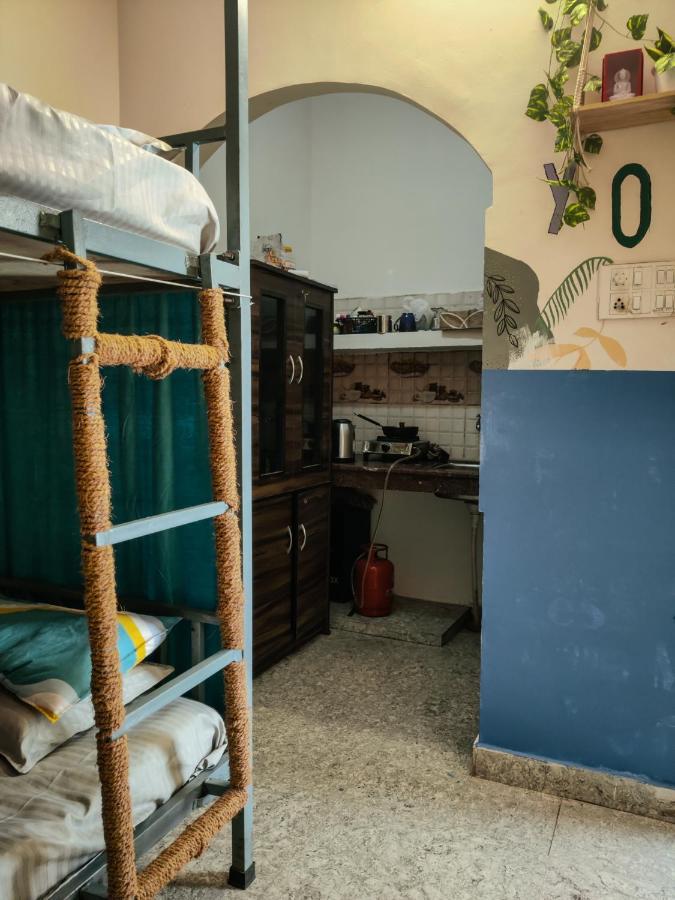 Hostel Space House