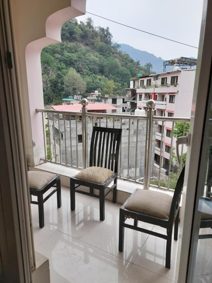 M.b.y * Rishikesh