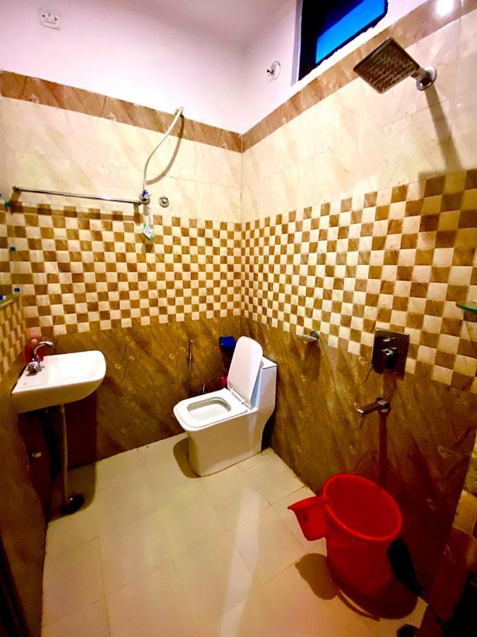 Aradhana Palace Hotel *