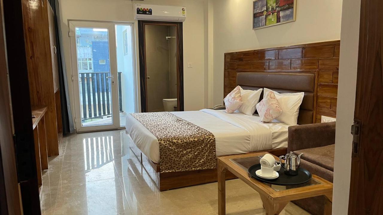 Hotel Xomotel Evana On The Ganges 2*