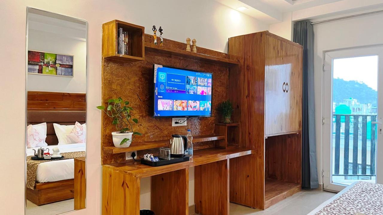 Hotel Xomotel Evana On The Ganges Rishikesh