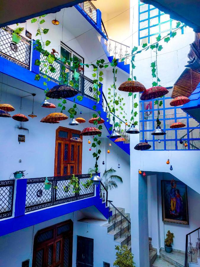 Unplan By Tatsat Hostel *