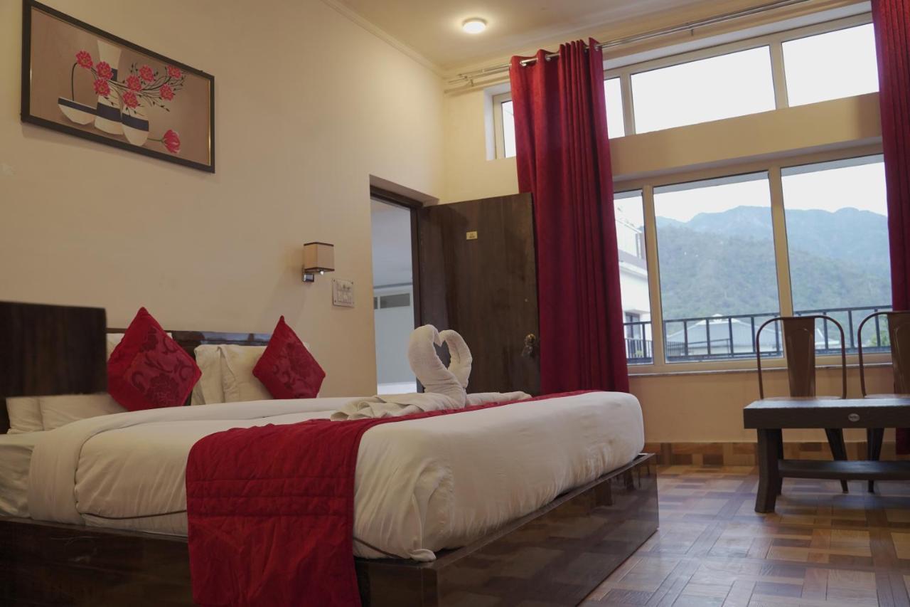 Indira Nikunj Rubystone Exotic Hotel