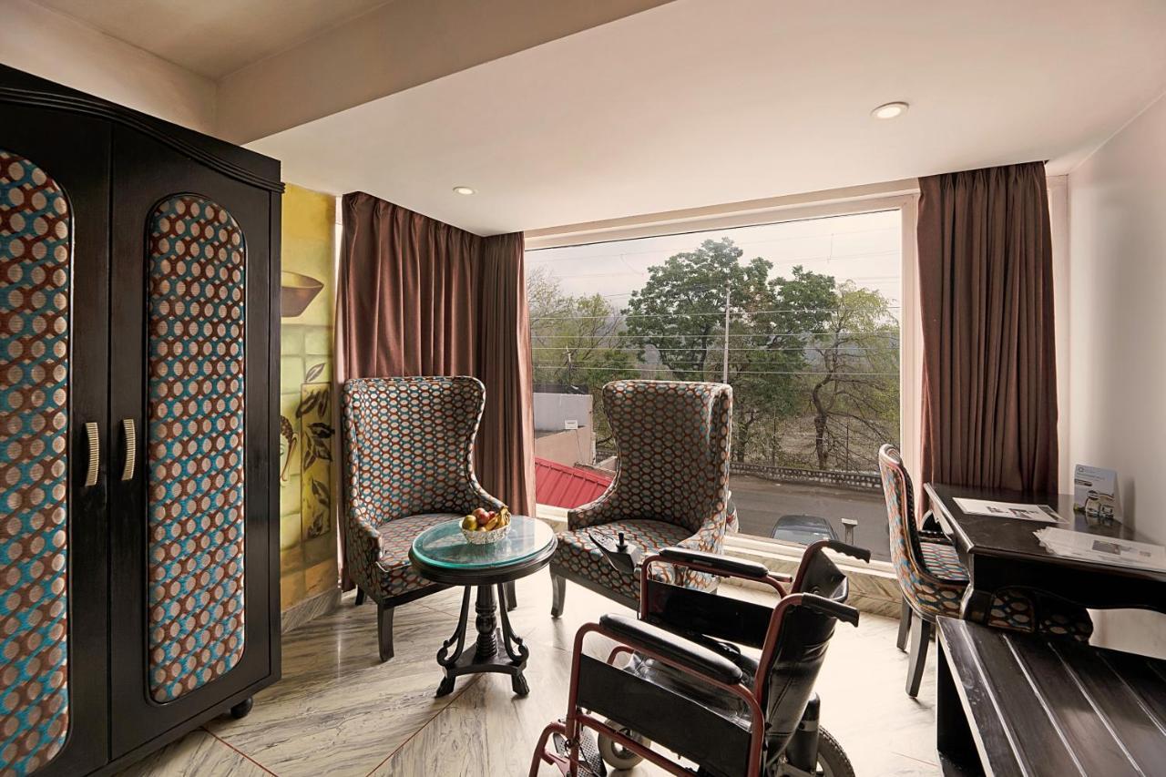 Ellbee Ganga View Hotel