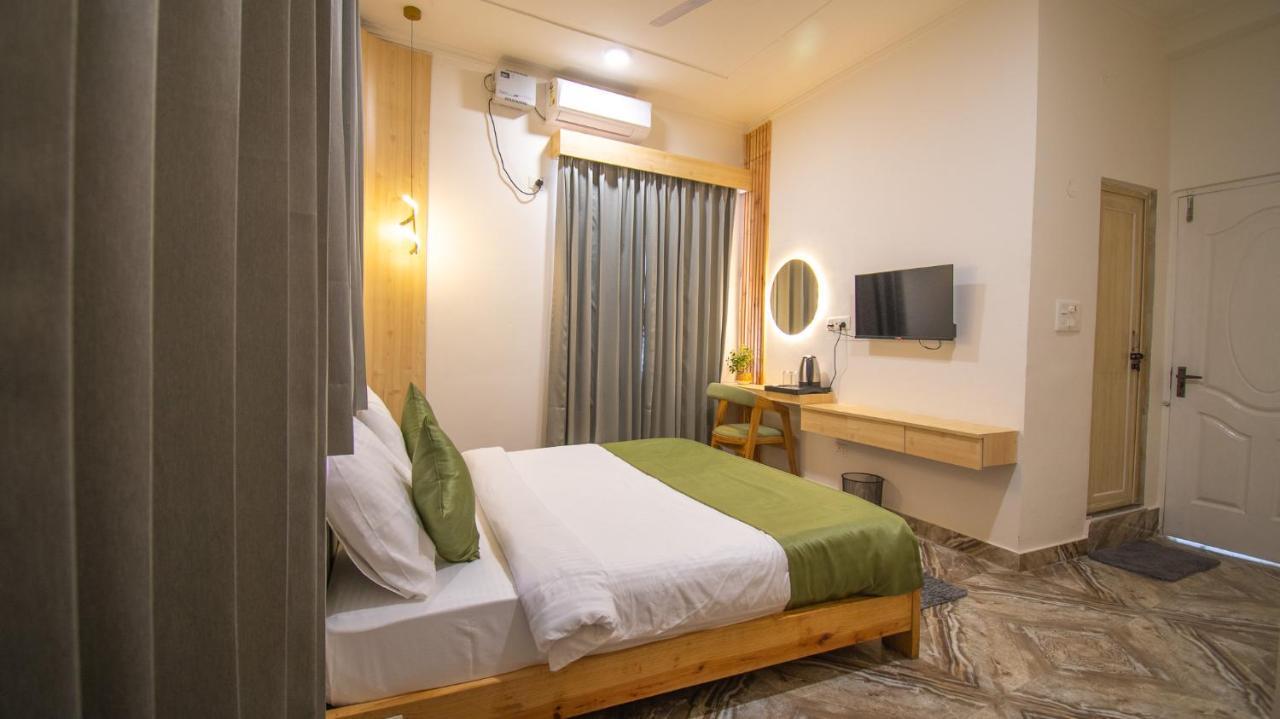 Hotel Around Rishikesh, Tapovan Rishikesh
