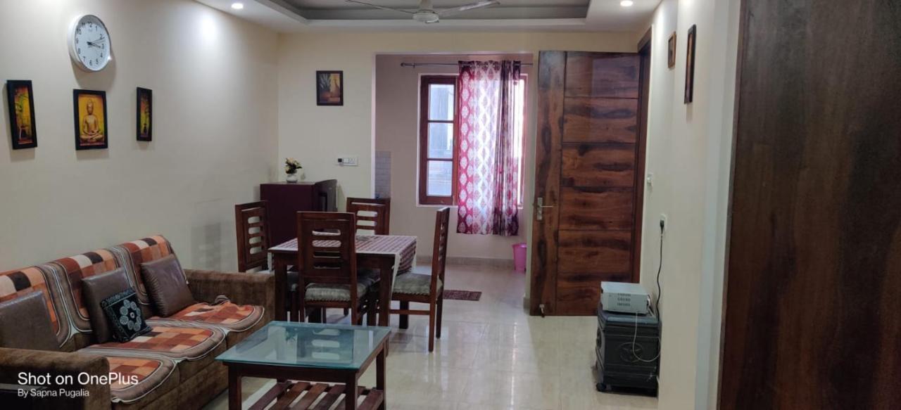 Apartment Holiday 1bhk Flats Tapovan