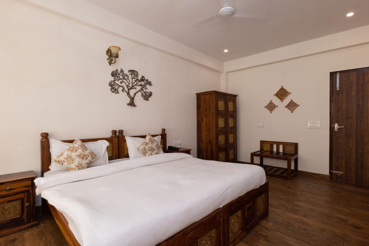 Hotel Yogved Hospitality &