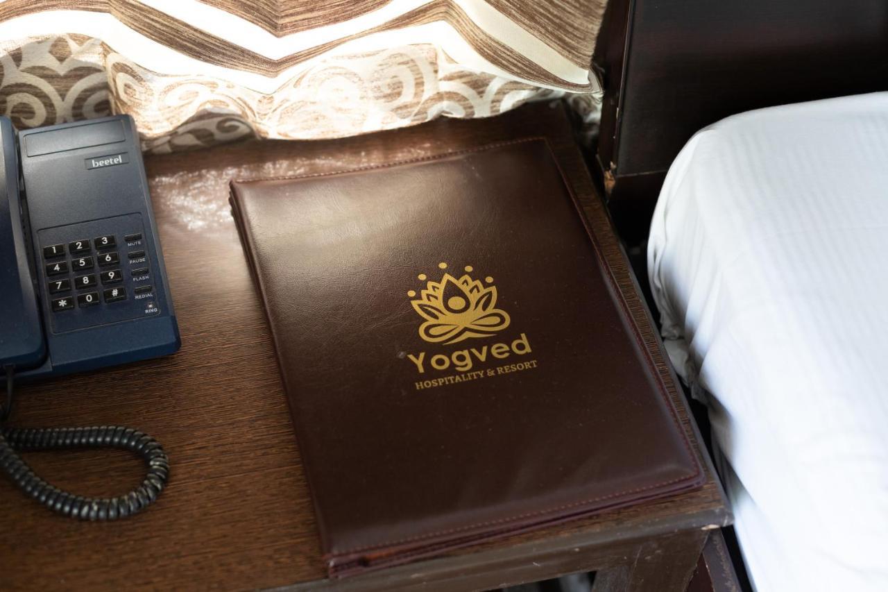 Yogved Hospitality & 3*