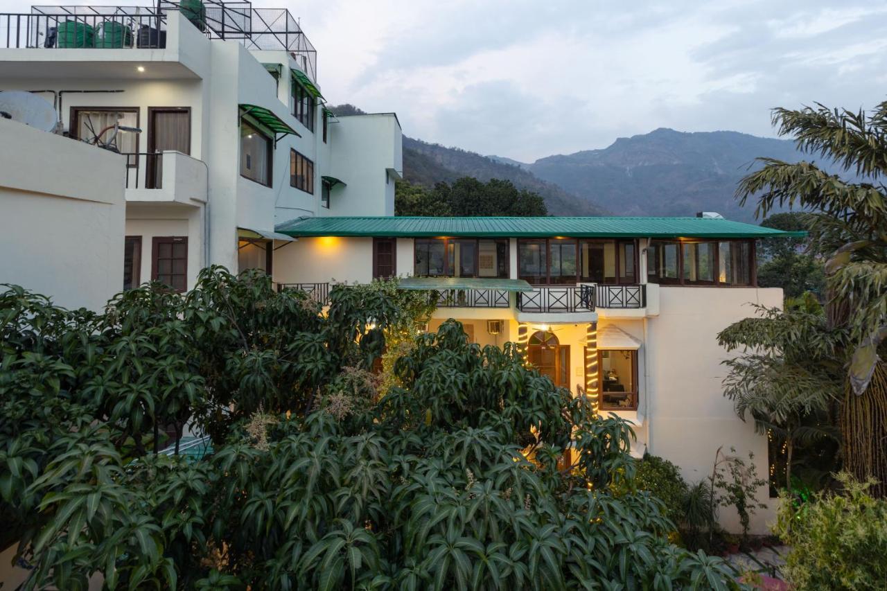 Yogved Hospitality & Hotel