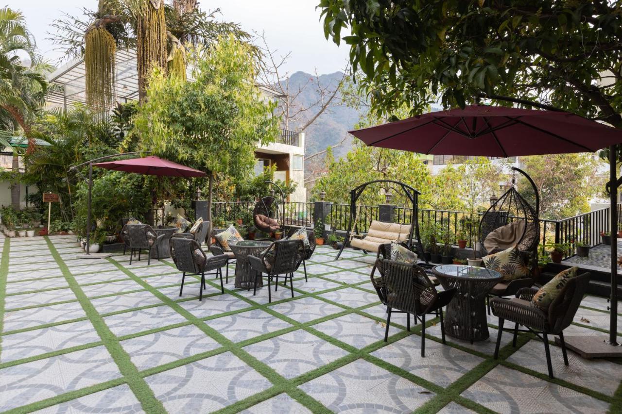 Yogved Hospitality & Hotel 3*