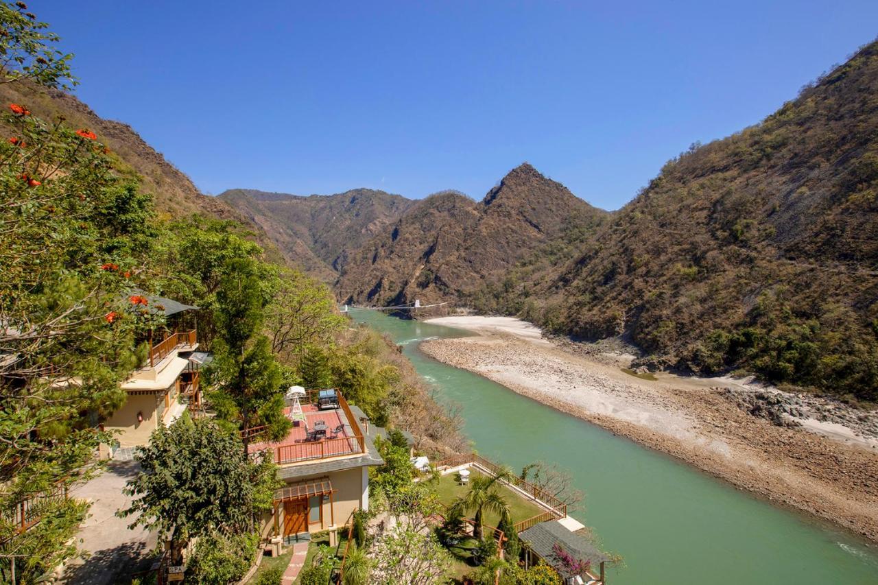 Hotel Raga On The Ganges, 5*