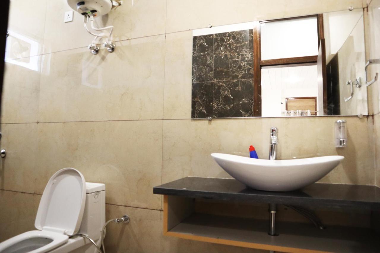 85 The Ganges Hotel 3*