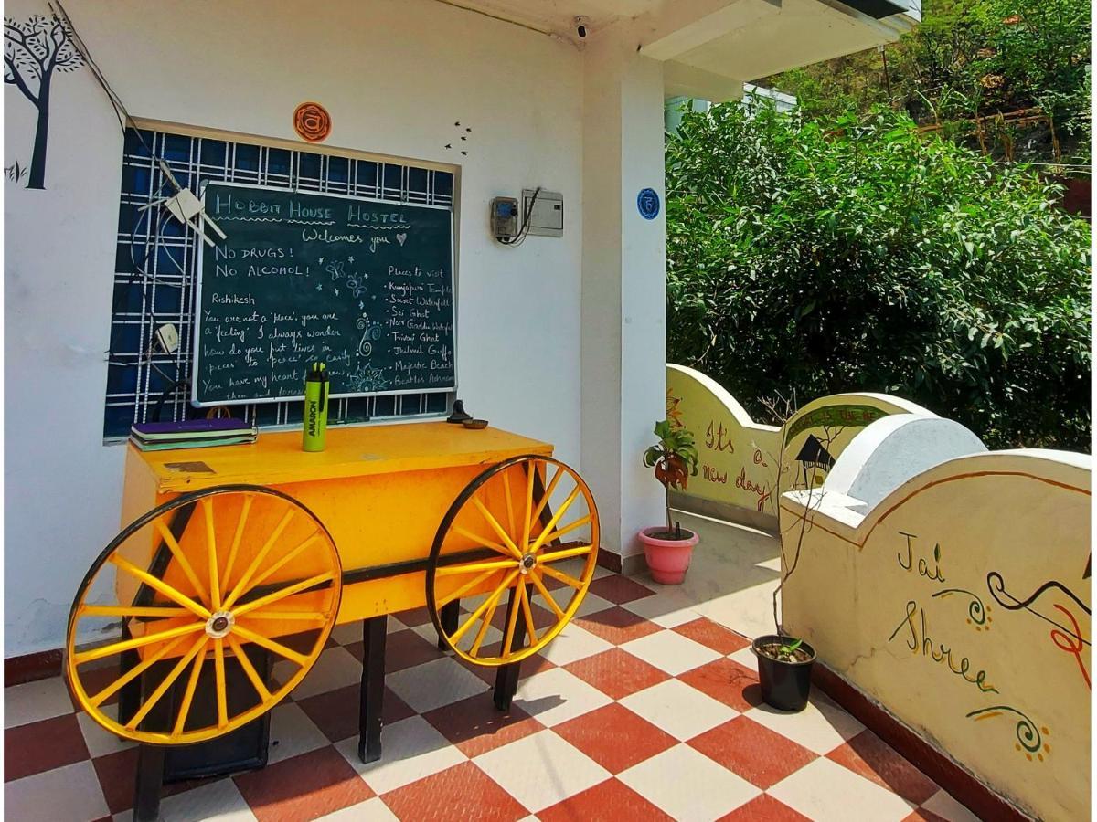 Hobbit House Hostel Rishikesh