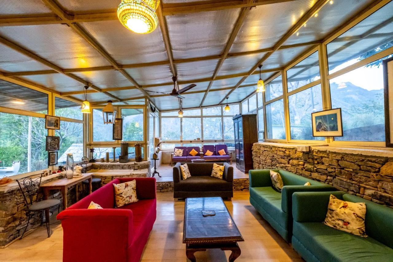 Aashraya On Ganga Bed & Breakfast Rishikesh