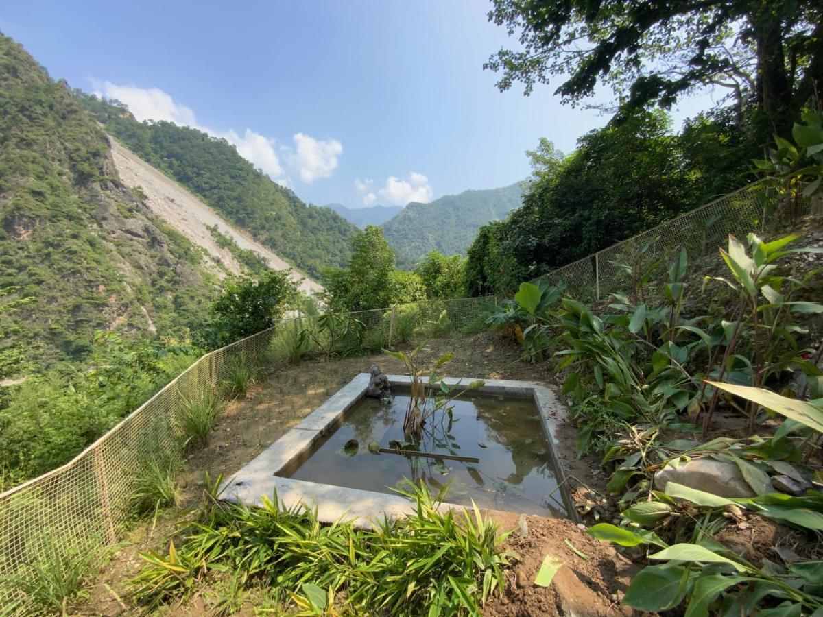 Bed & Breakfast Aashraya On Ganga
