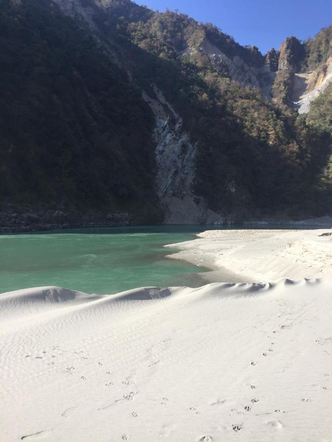 Bed & Breakfast Aashraya On Ganga Rishikesh