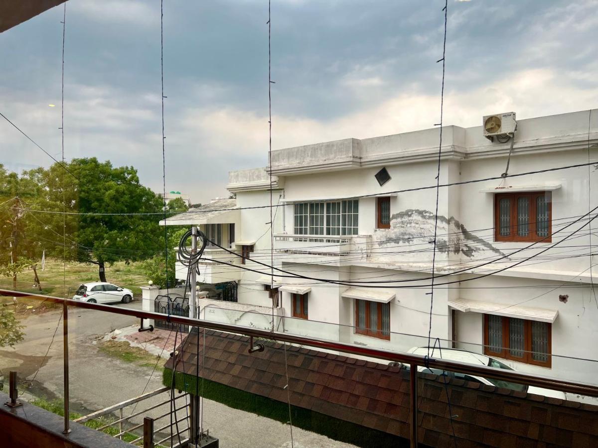 Daisy By Wabi Sabi With Private Balcony Apartment *