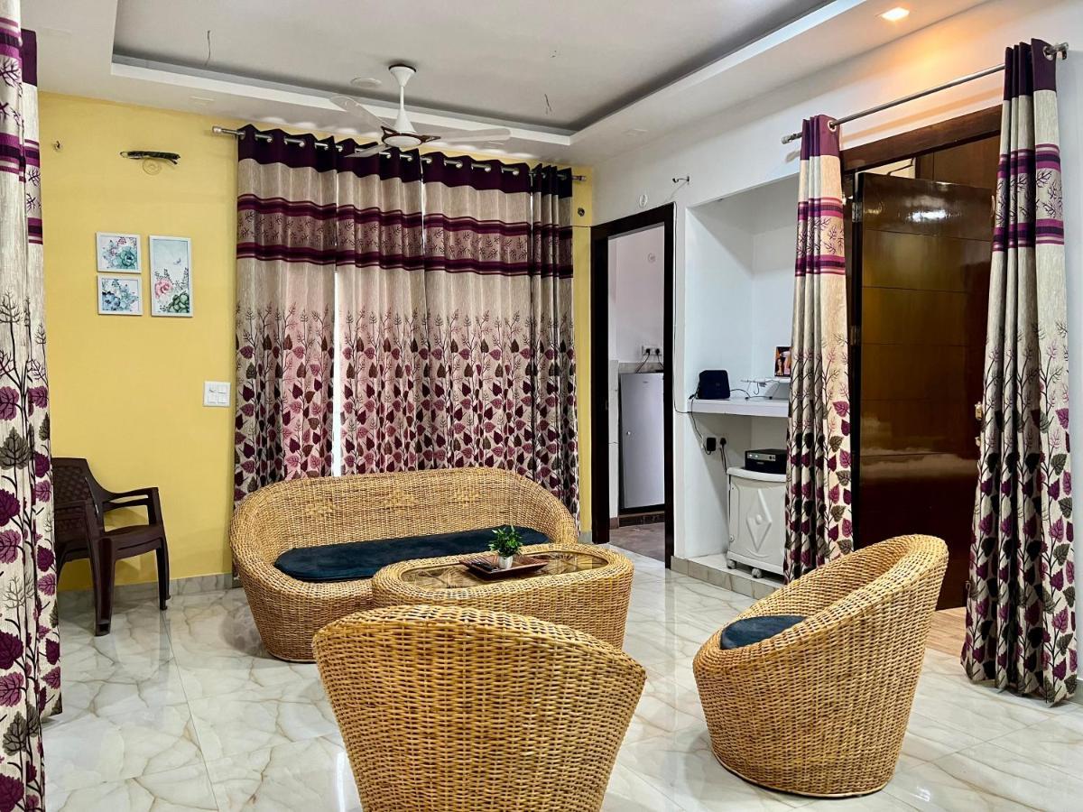 Daisy By Wabi Sabi With Private Balcony Apartment