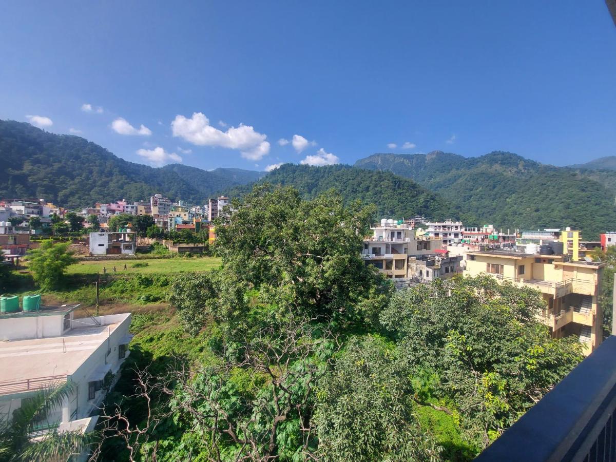 Hotel Dhakad Gold - Tapovan,