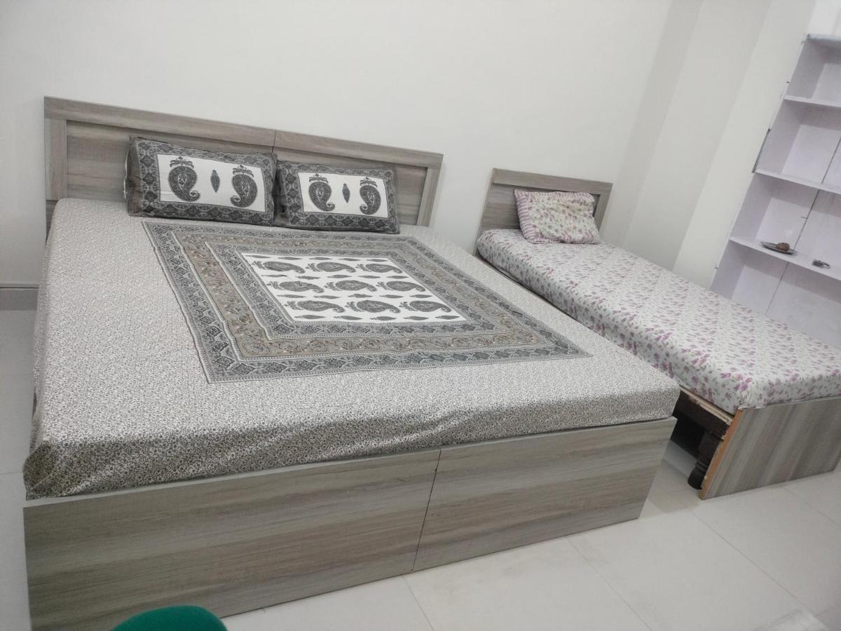 Tapasya Guest house *