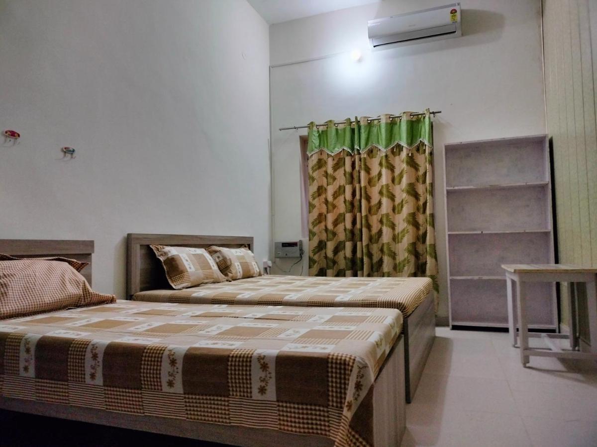 Tapasya Guest house *
