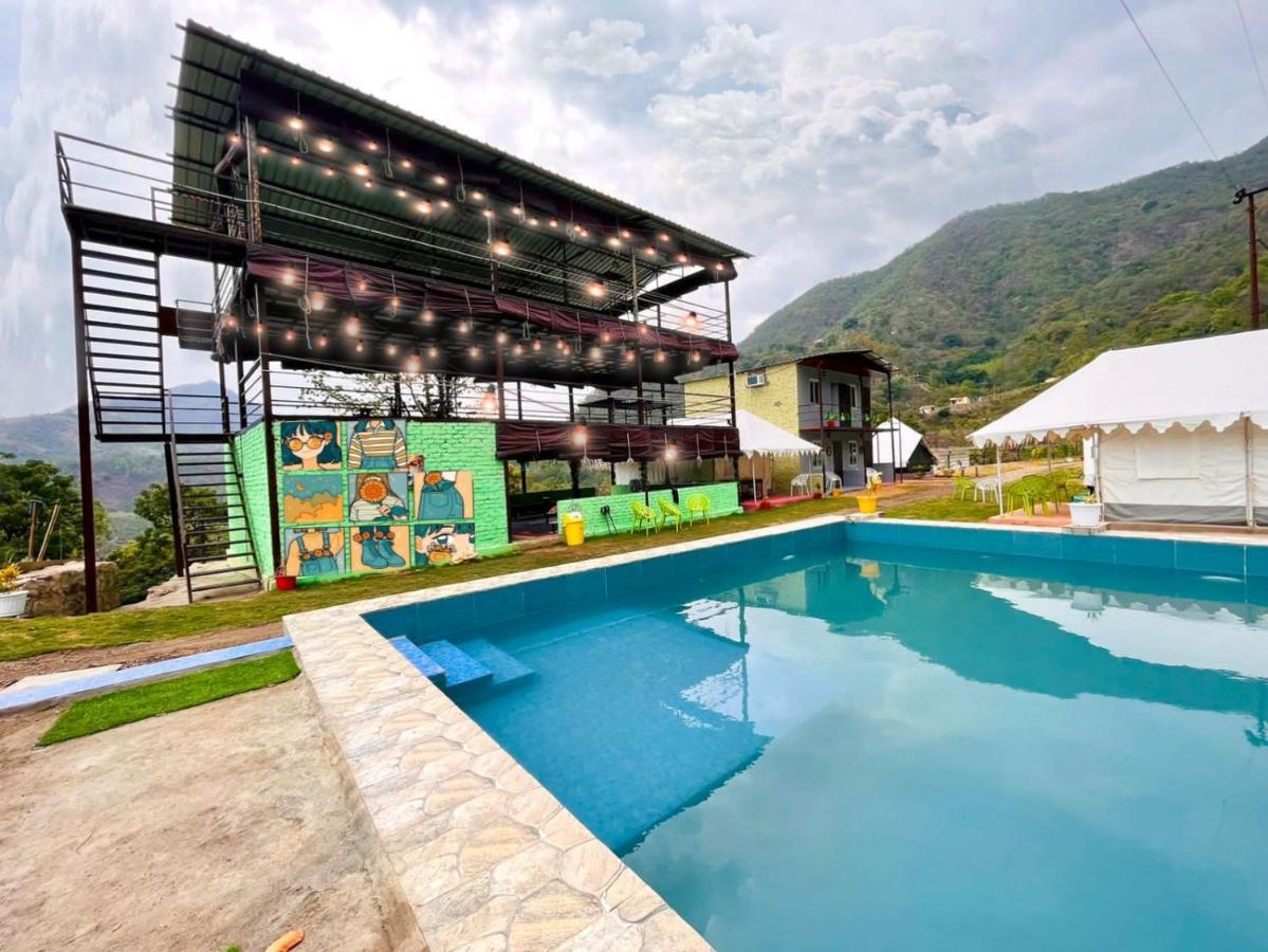Antrix & Retreat Resort *