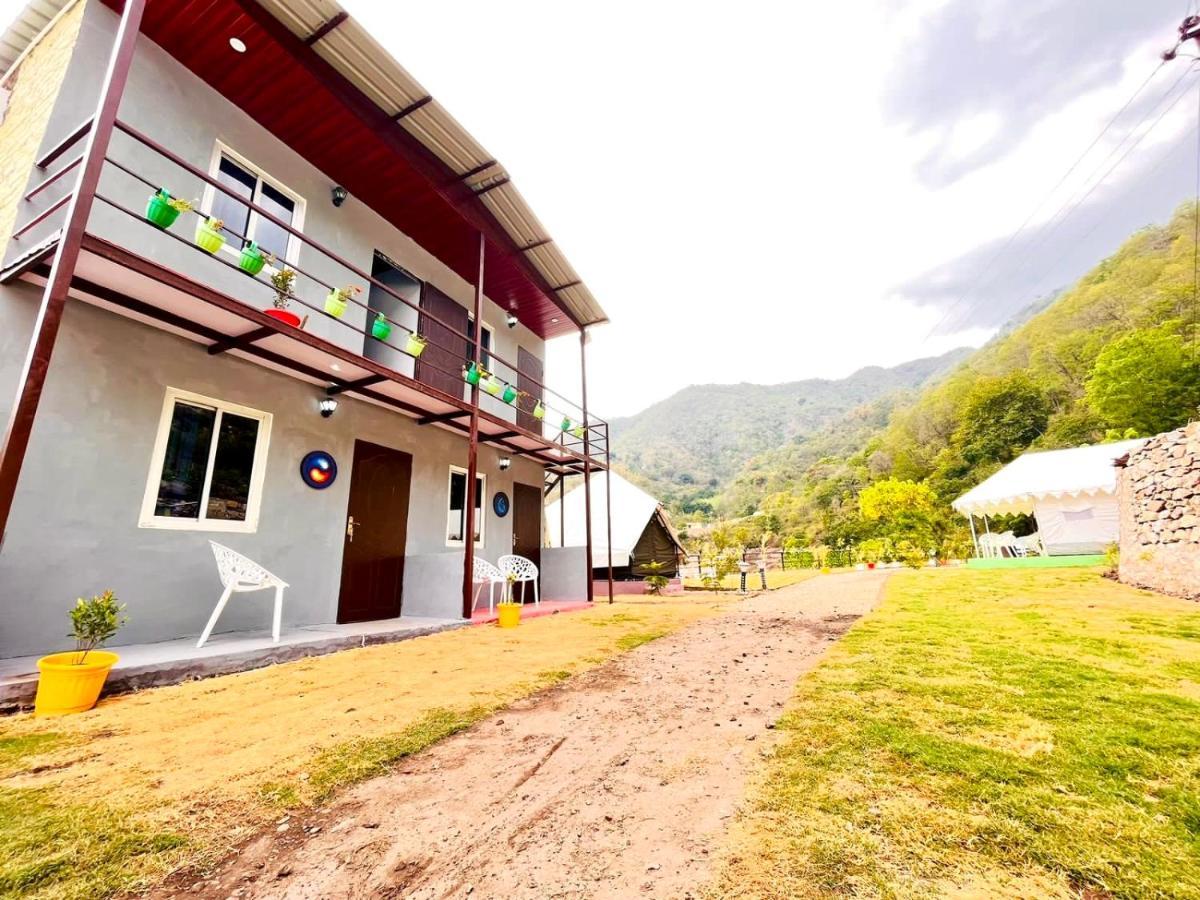 Antrix & Retreat Resort *