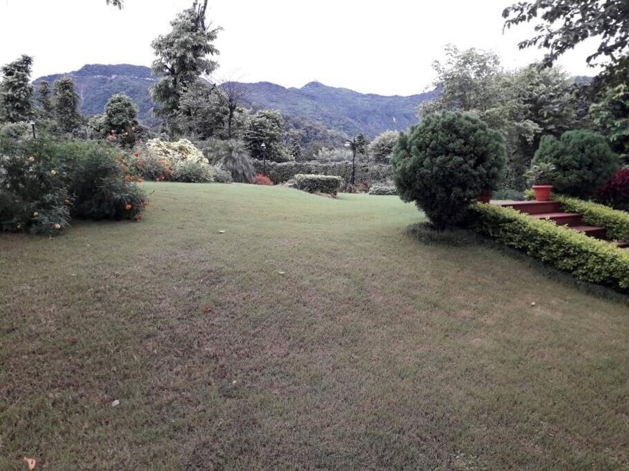 A Majestic Luxurious Overlooking The Ganges Rishikesh
