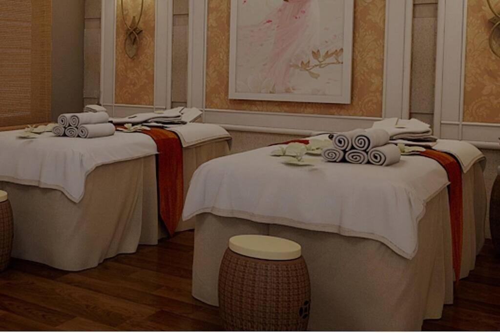 Villa A Majestic Luxurious Overlooking The Ganges *