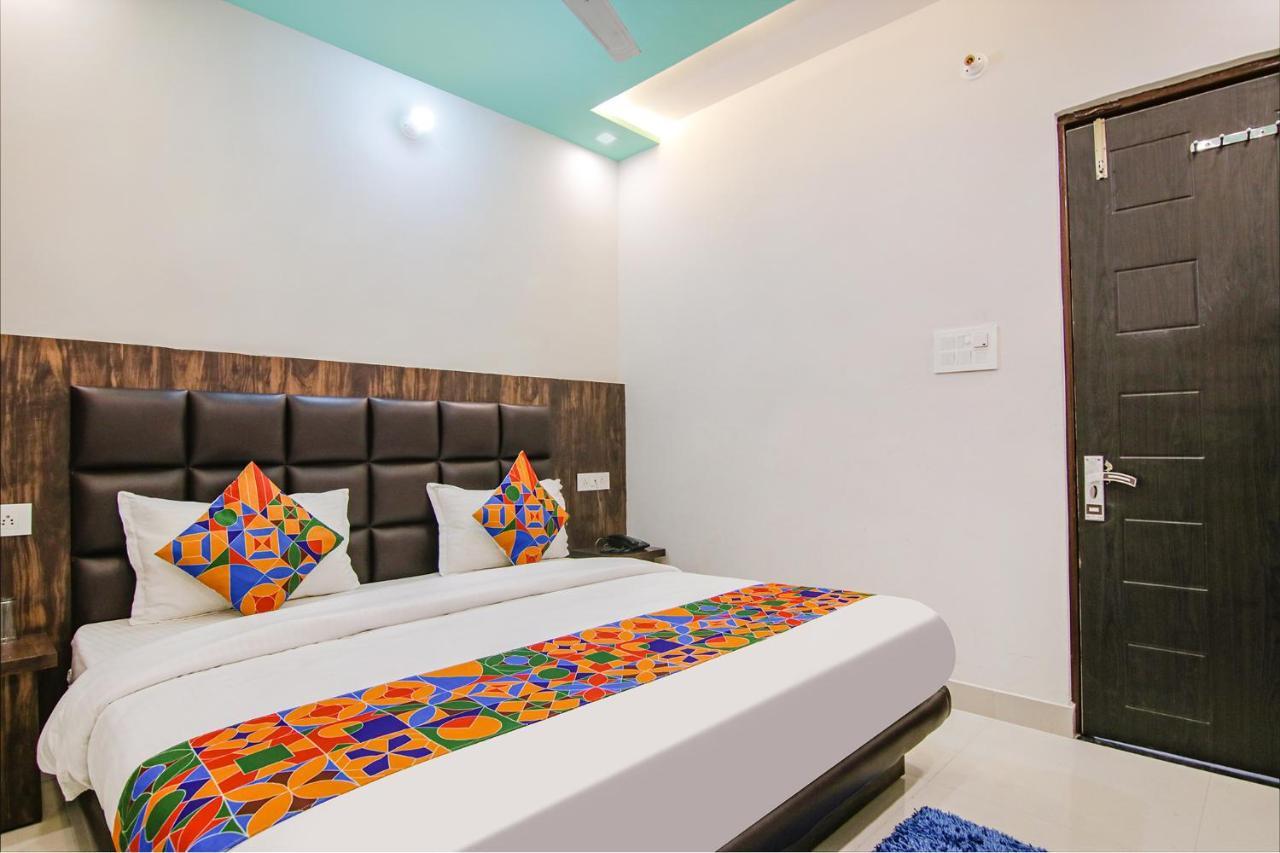 Hotel Fabexpress Jai Ho 3*