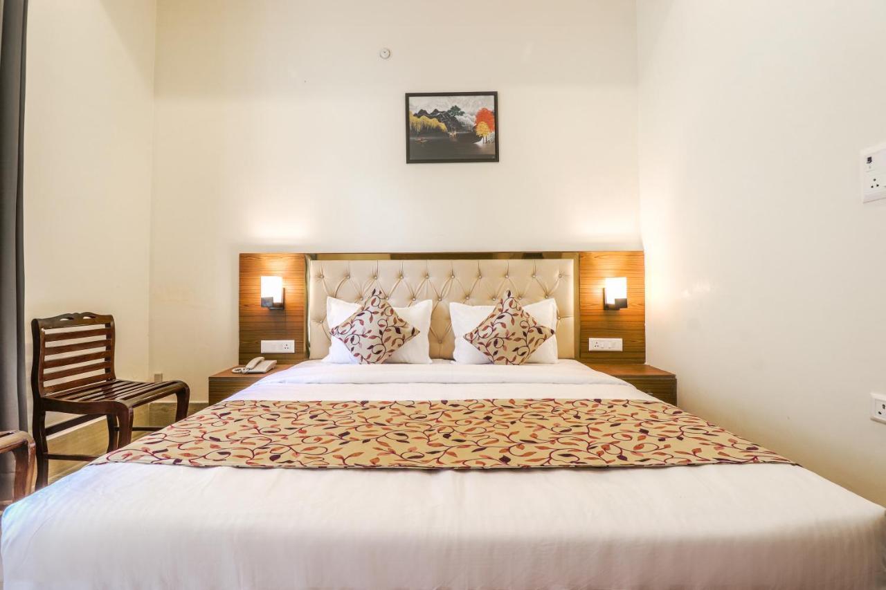 Shanti Vilaas Hotel Rishikesh