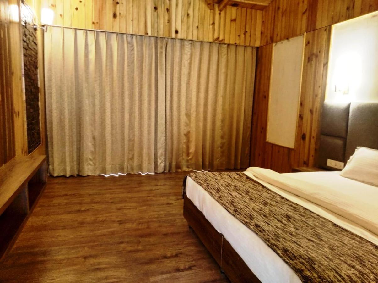 Qcent Woods Resort & Spa, Rishikesh 4* Rishikesh