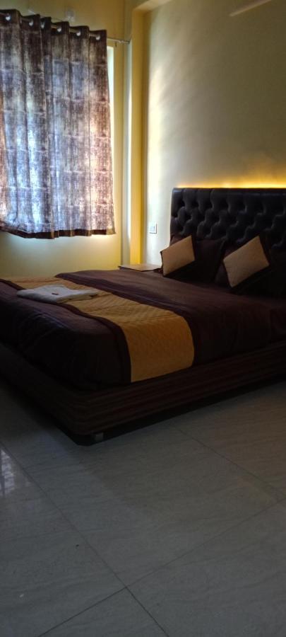 Manohar Hotel Rishikesh