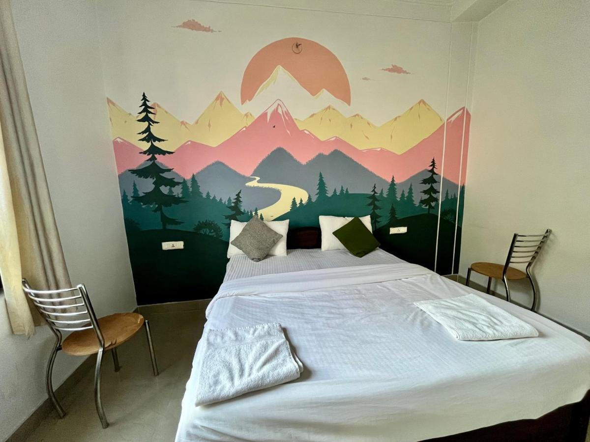 Joey's Homestay *