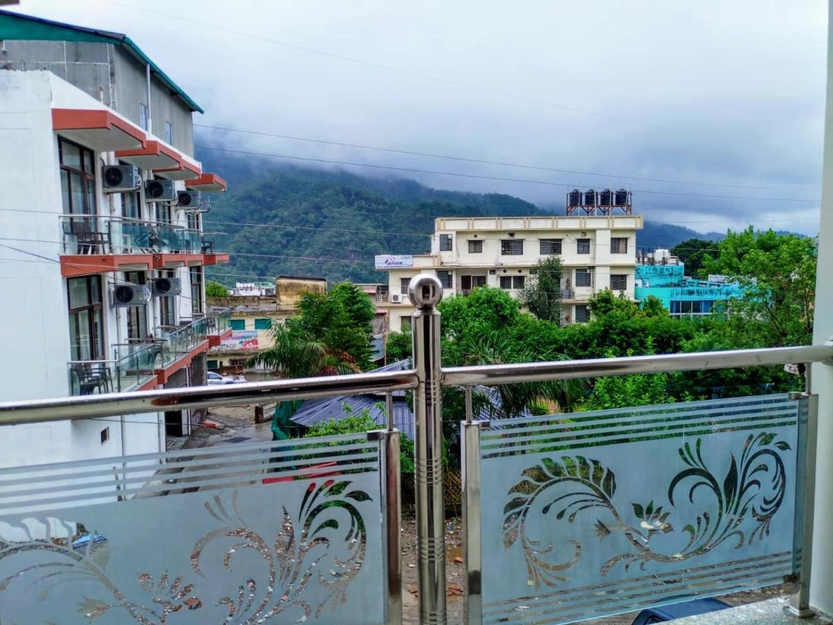Aadishri * Rishikesh