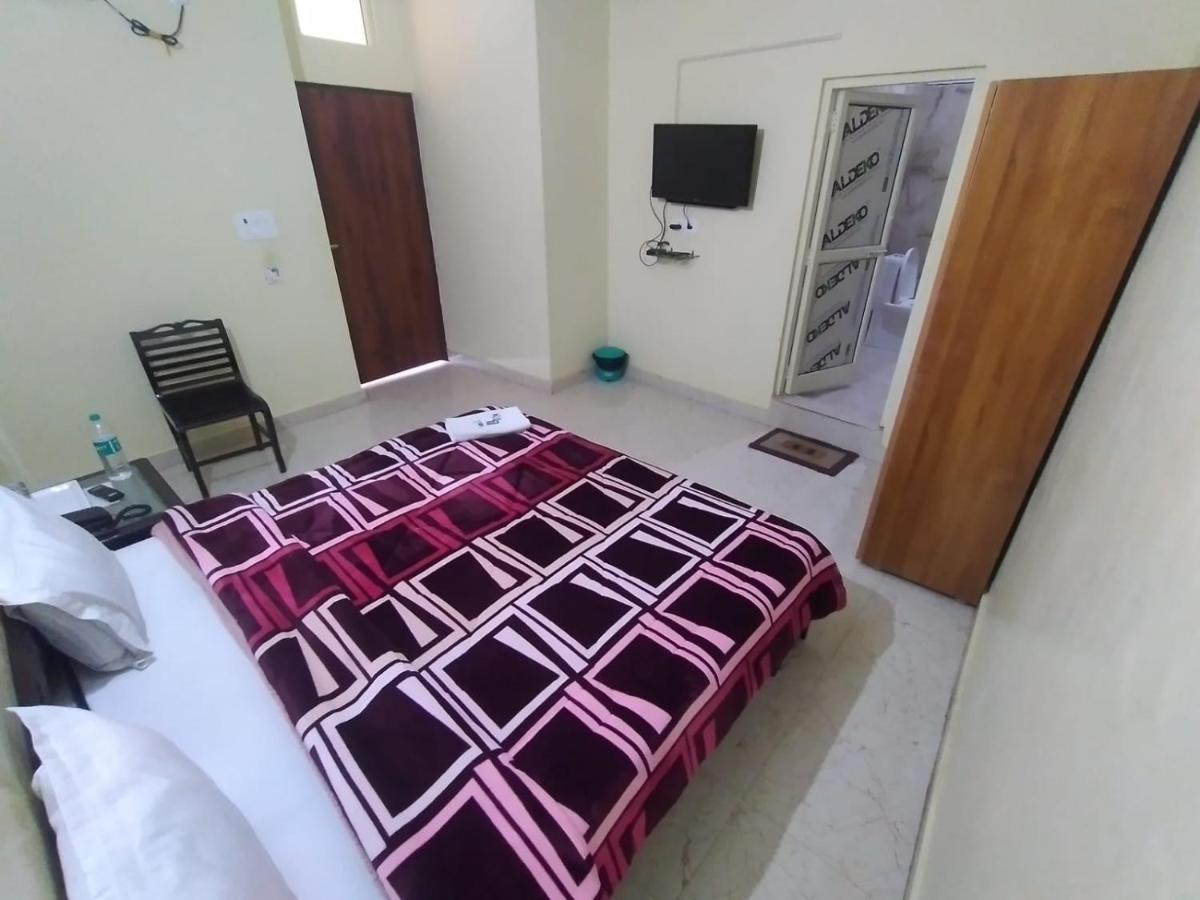 Govind Palace Hotel Rishikesh