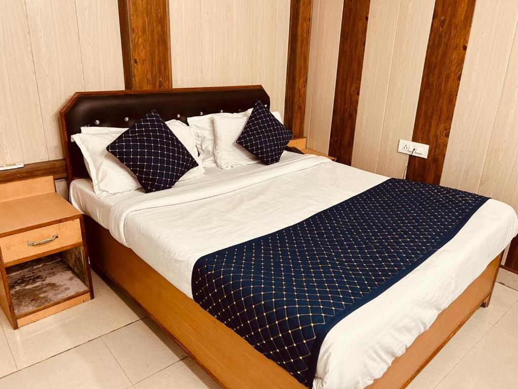 4 U Premium Tapovan Bed & Breakfast Rishikesh
