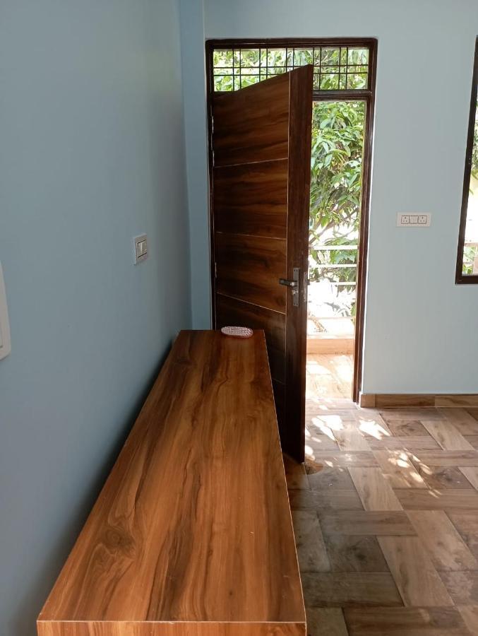 Crescent Moon Guest house Rishikesh
