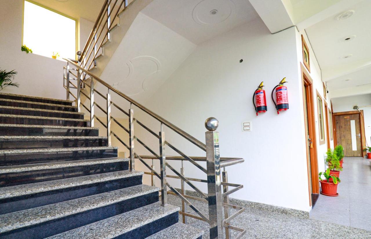 Manzil Hostel