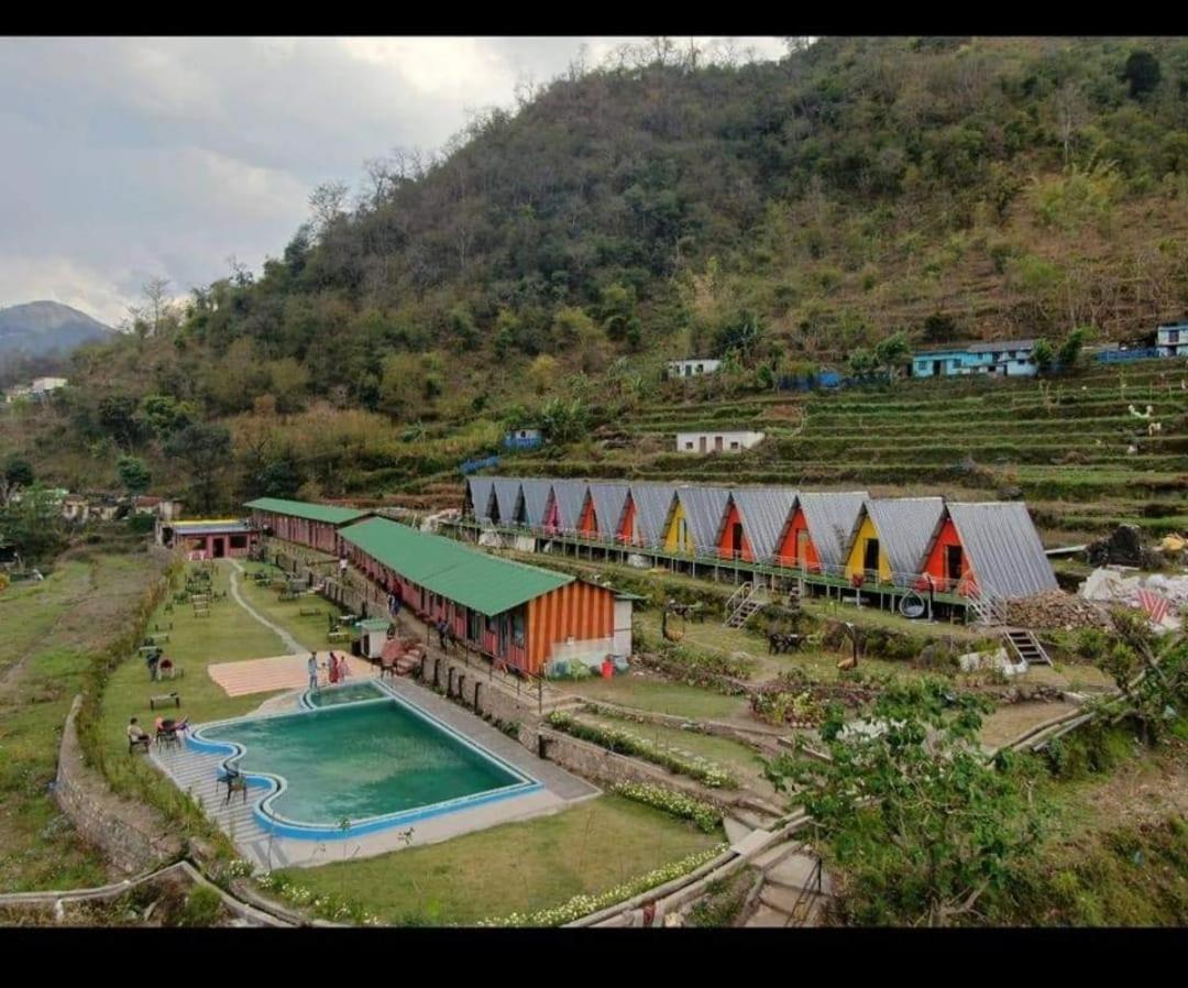 Snow Tiger Resorts Resort *