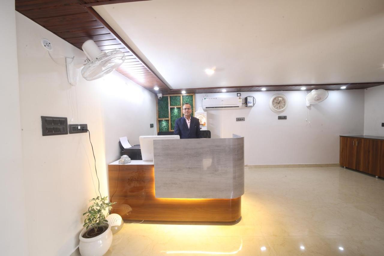 Mahadev Hotel 2*