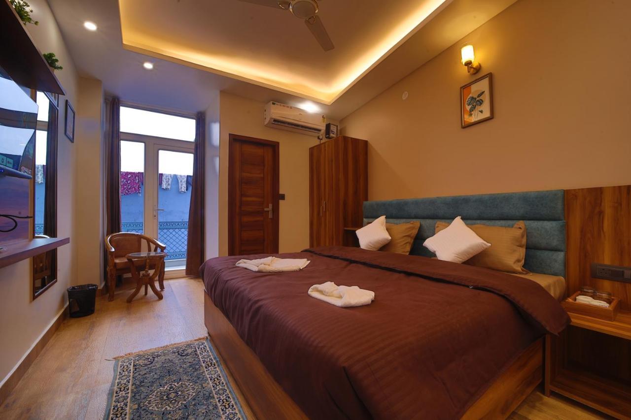 Mahadev Hotel Rishikesh