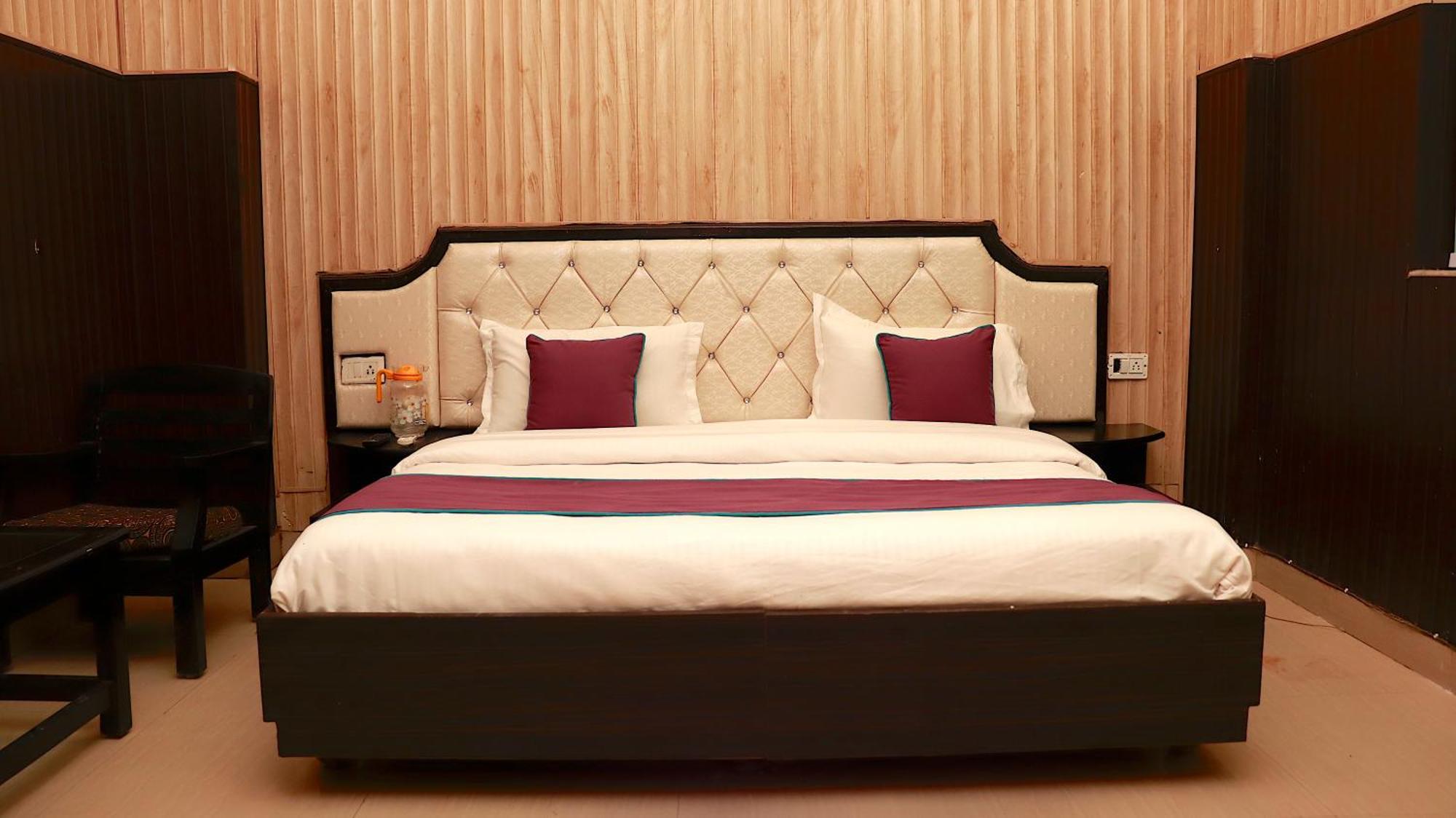 Leisure Palace Hotel Rishikesh