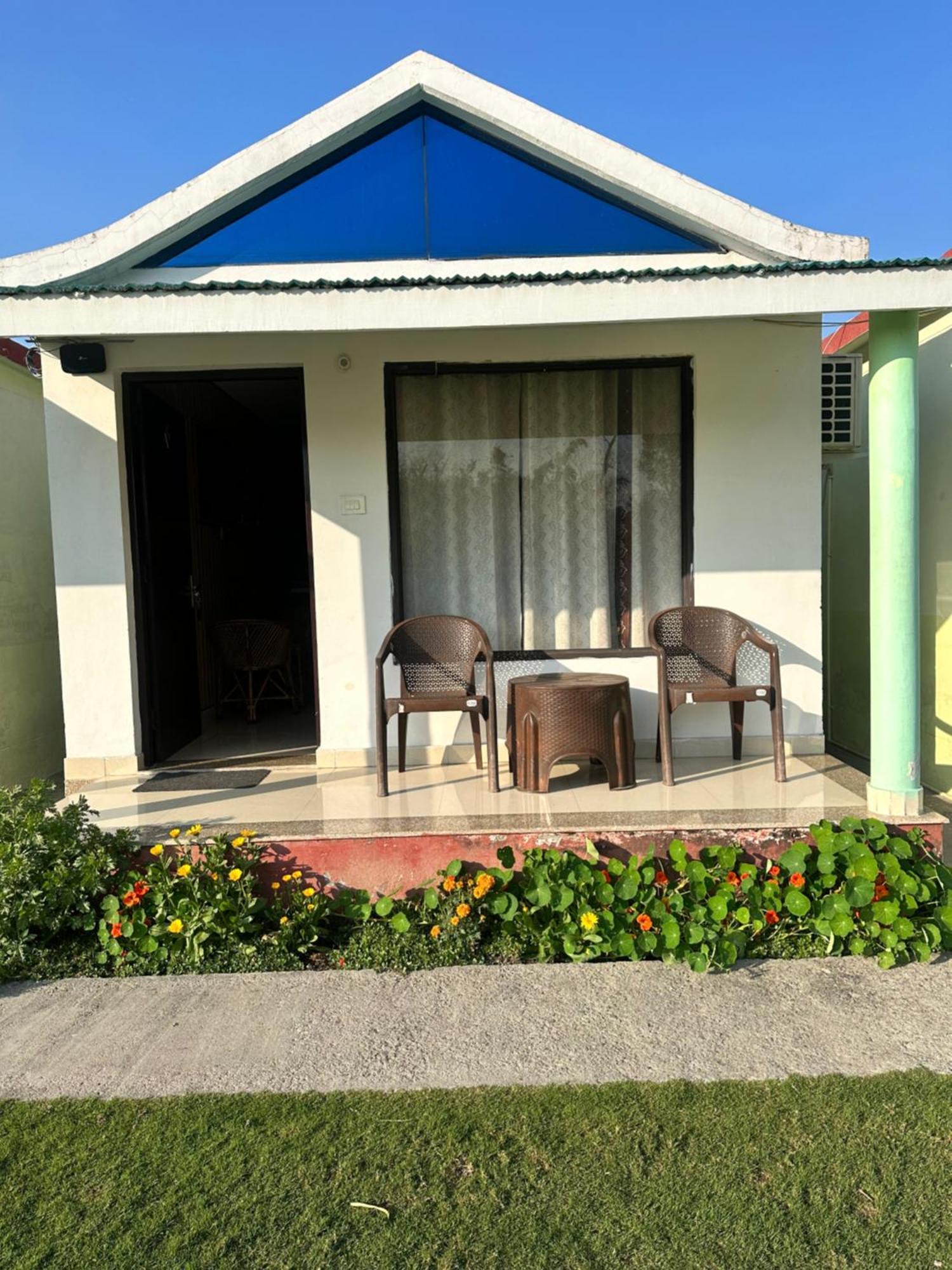 Rajaji Retreat Guest house *