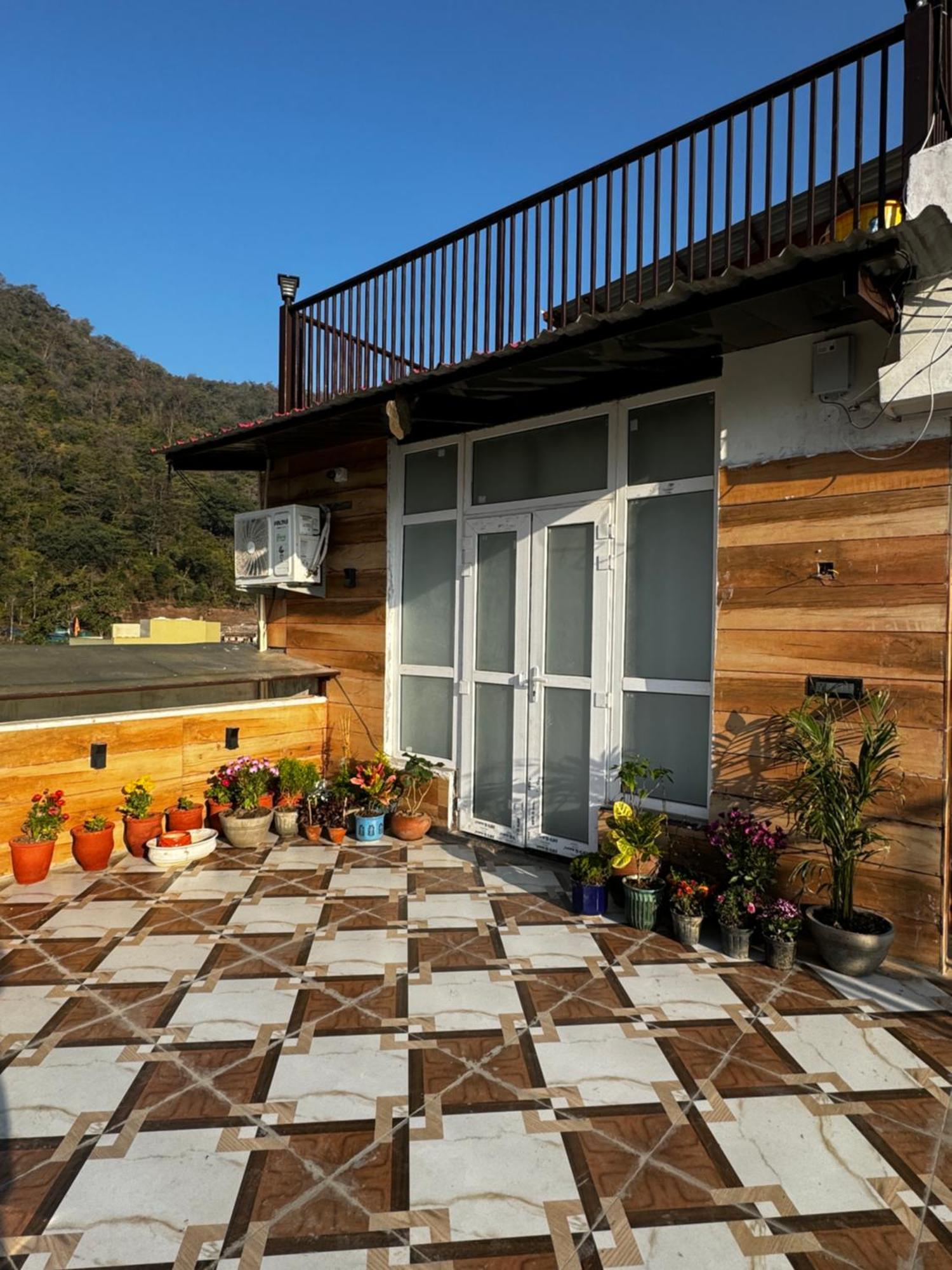 Apartment Rabha 2bhk Penthouse With Terrace *