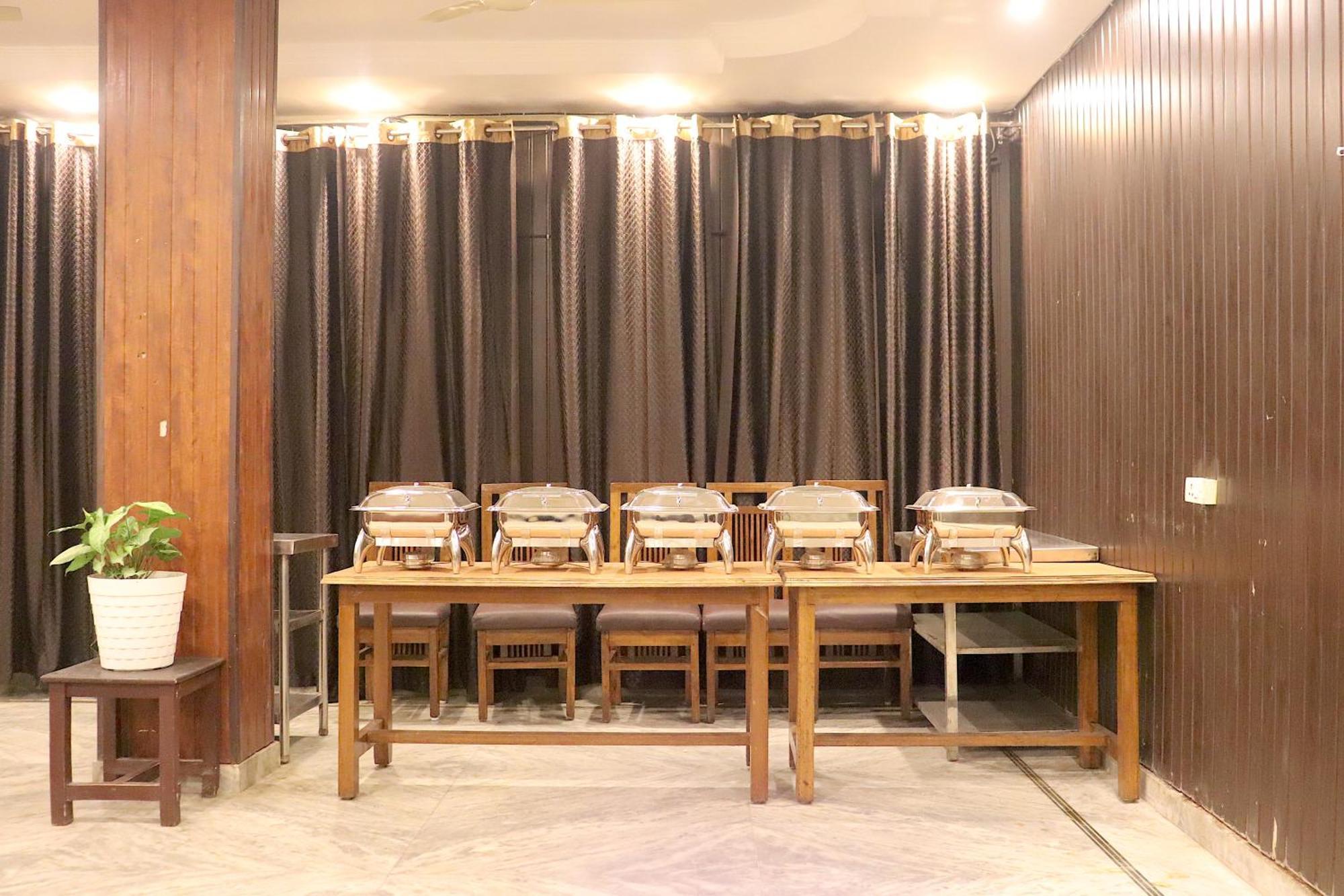 Hotel Leisure Palace 3*