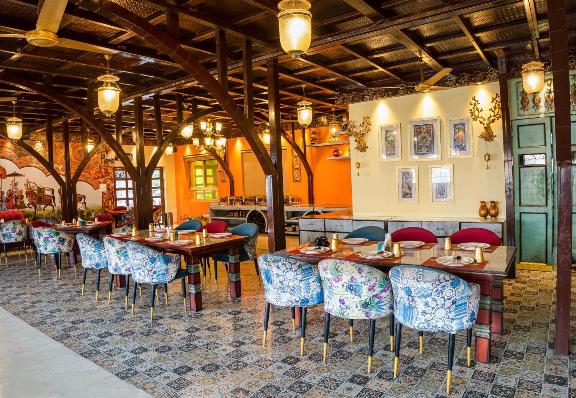The Neeraj Ganga Heritage Palace Hotel 4*