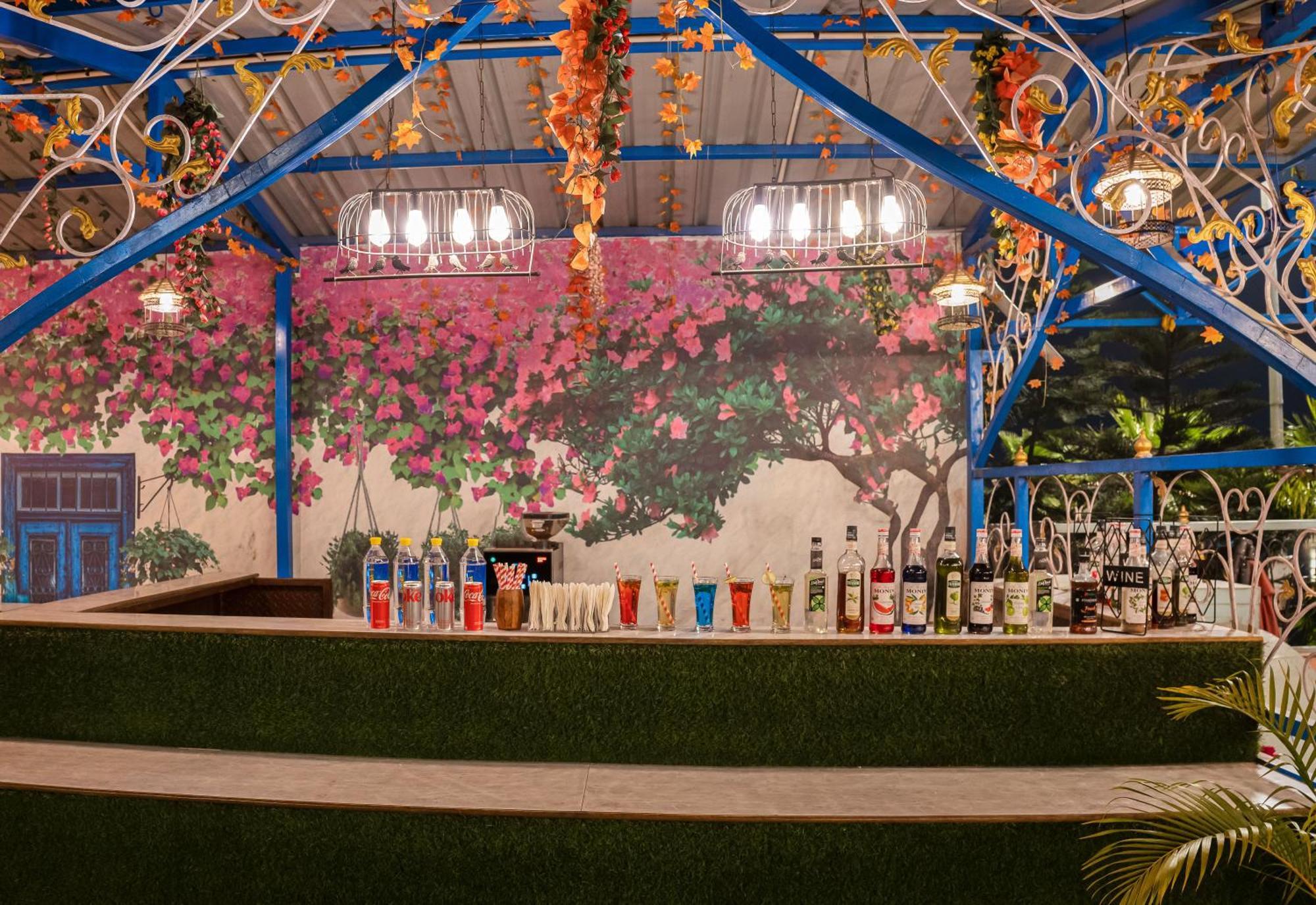 The Neeraj Ganga Heritage Palace Hotel Rishikesh