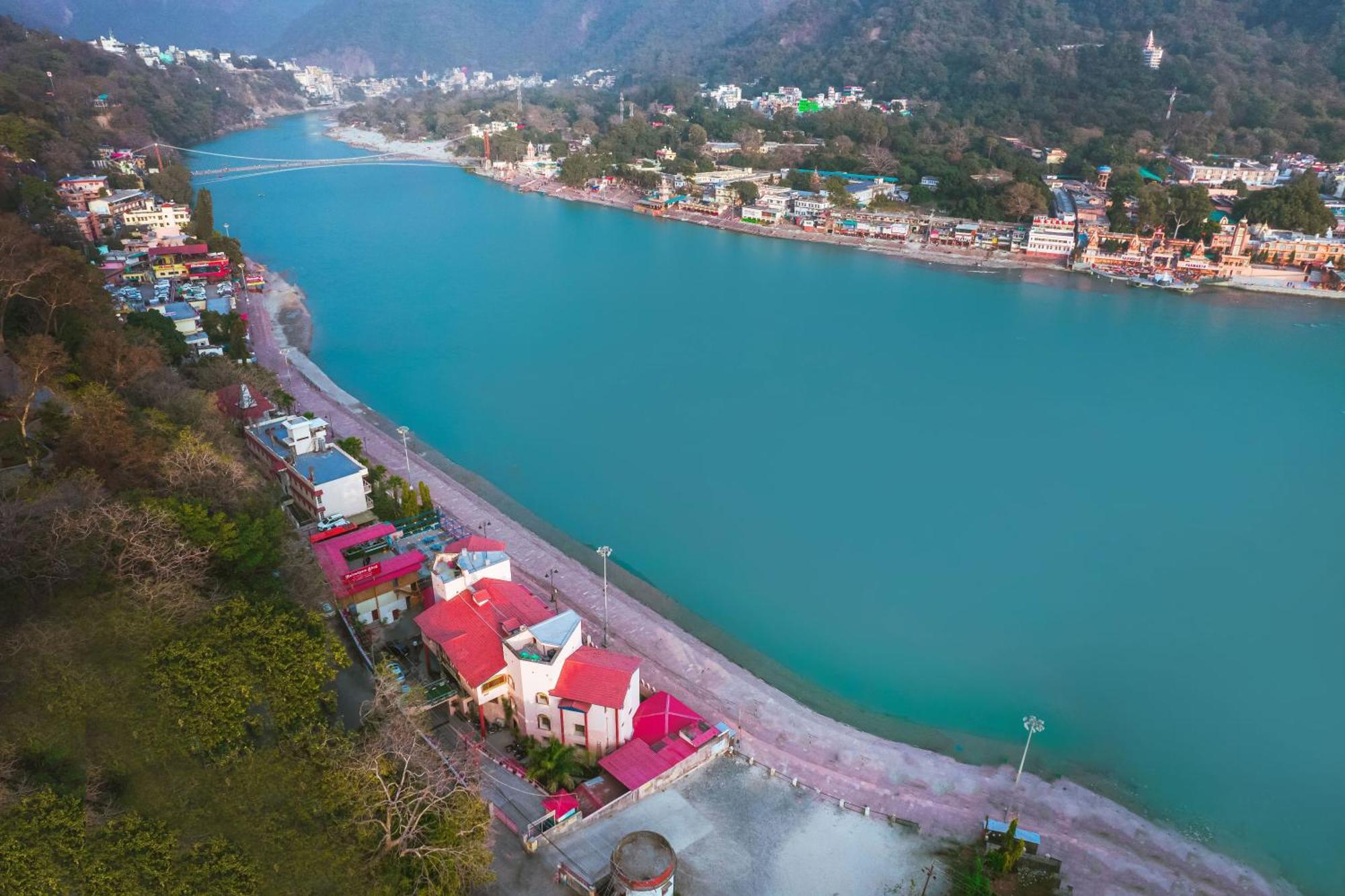 Hotel The Neeraj Ganga Heritage Palace 4*